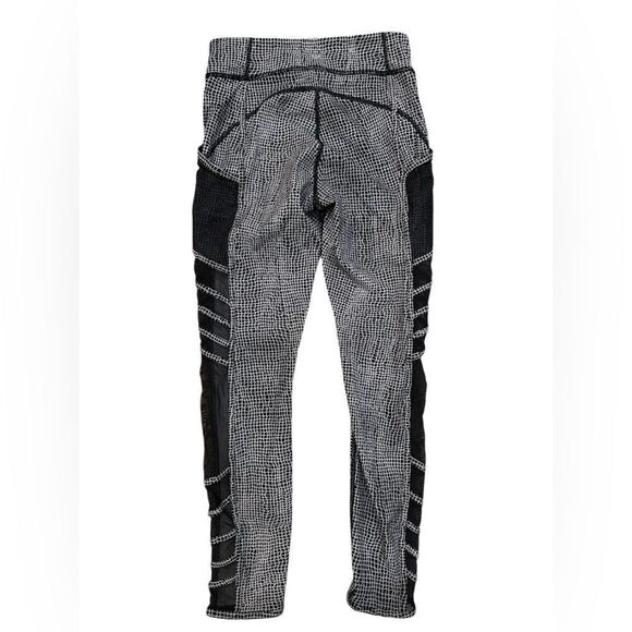 Lululemon Wild & Free Tight - Picture 5 of 7